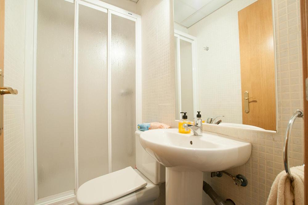 Apartamentos Eloisa Madrid Bagian luar foto