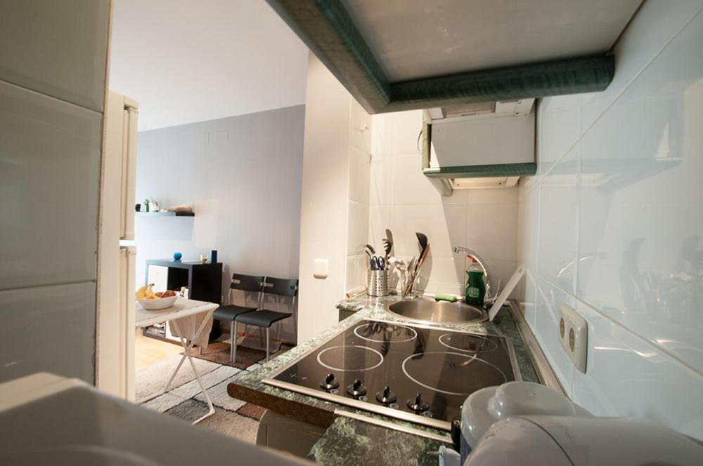 Apartamentos Eloisa Madrid Bagian luar foto