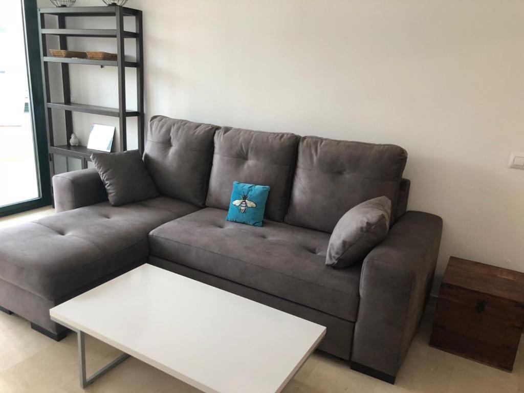 Apartamentos Eloisa Madrid Bagian luar foto